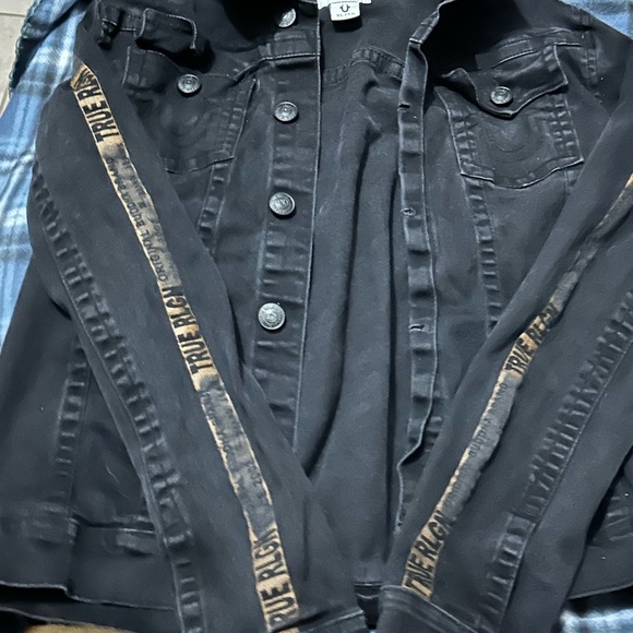 True religion  Jean jacket.  Boys size xl - Picture 1 of 3